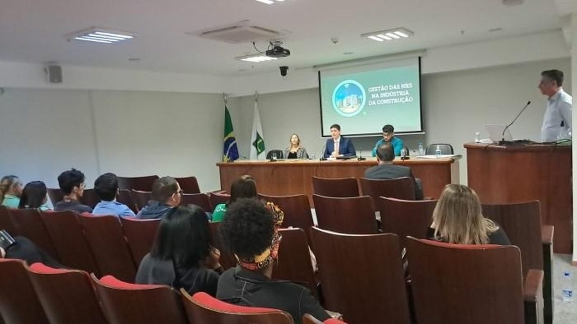 Seminário debate desafios da gestão de SST e o impacto das subnotificações de acidentes - Revista Cipa